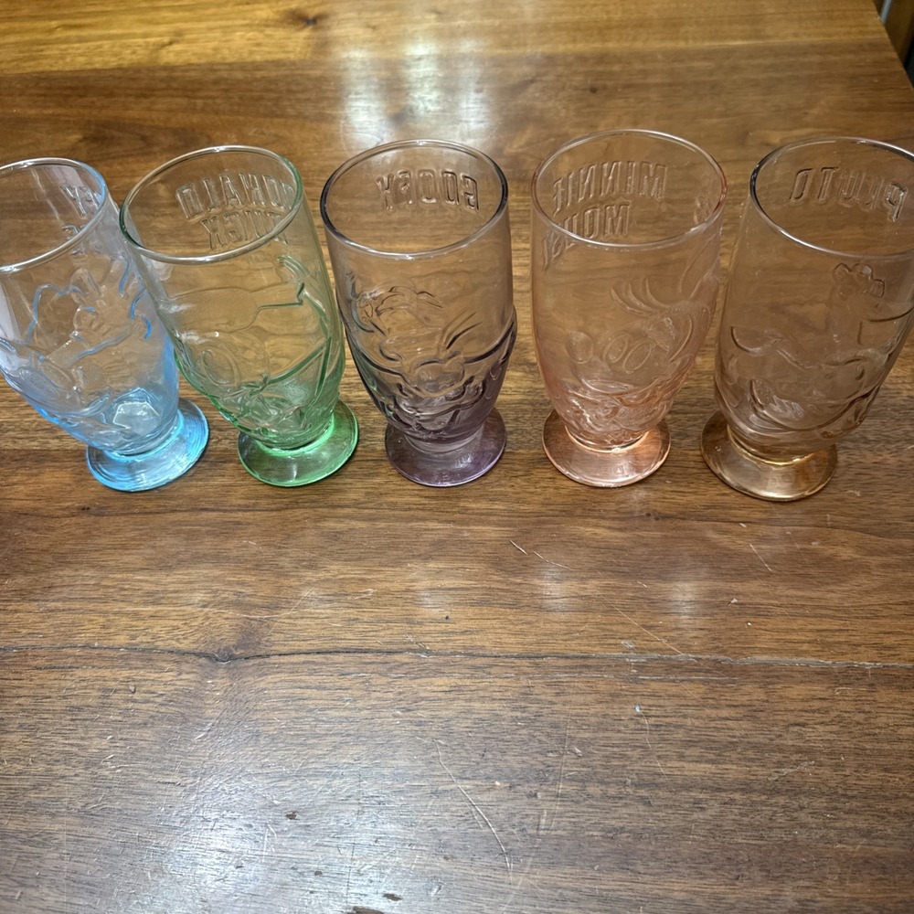 Vintage Official Disney Characters Glass Set of 5 Multi-Colored 3-D by K Onishi